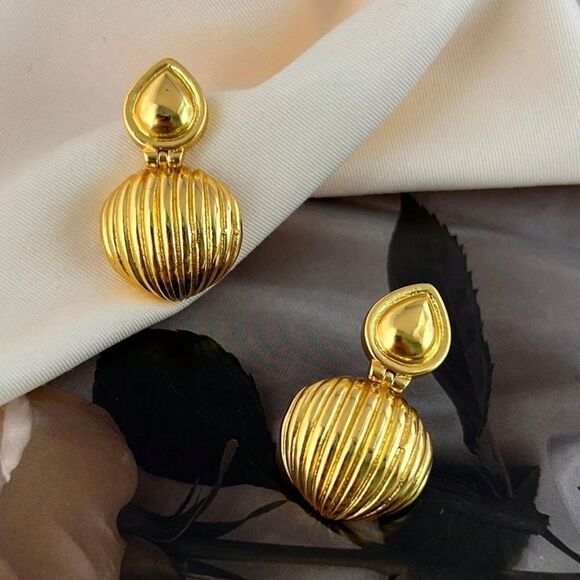 Vintage style earrings N392 - Picture 1 of 4